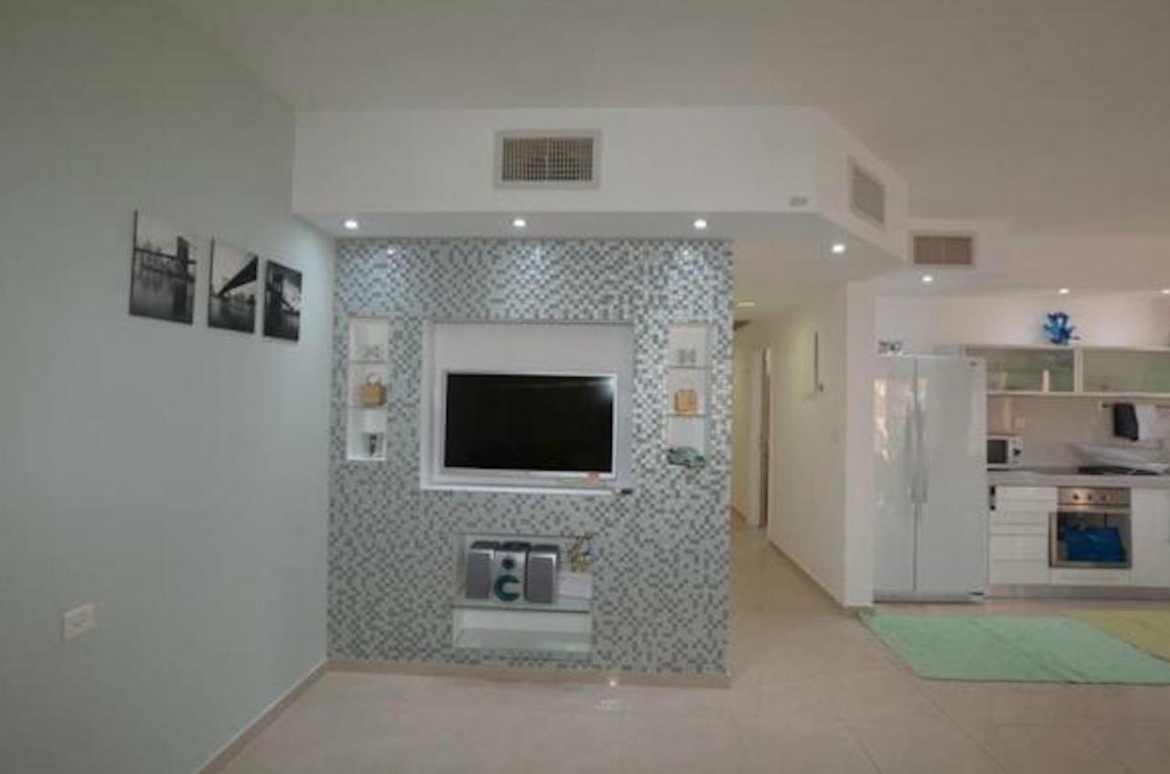 Sweethome26 Apt Eilat Sea View / Free Parking エクステリア 写真